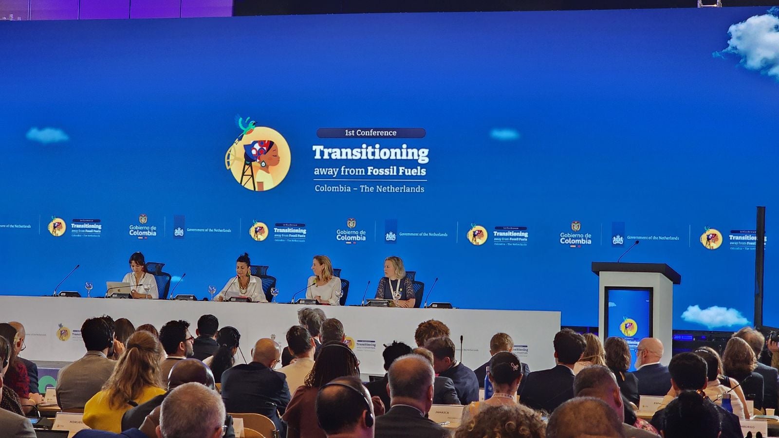 Santa Marta conference highlights legal barriers to the energy transition