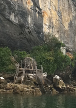 Steps leading up to Tien Ong cave.
