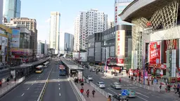 Guangzhou street scene.