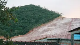LDCs can use the example of Brazil, which has achieved a drastic fall in emissions thanks to avoided deforestation, to see what is possible despite limited economic capacity. Pictured is deforestation for the use of clay in Rio de Janeiro (Photo via Wikipedia Commons)