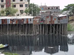The capital of Bangladesh, Dhaka, is one of the world's largest cities. It is surrounded by rivers and lies only a few metres above sea level. The urban poor living in flood-prone areas are most threatened by climate change (Photo: David Dodman/IIED)