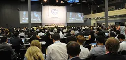 Delegates discuss the final draft text for COP21 in Bonn (Photo: UNclimatechange, Creative Commons, via Flickr)