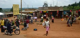 A market in Fort Portal (Photo: Sister Haiti, Creative Commons via Flickr)