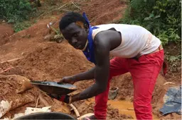 Collins Ade (washer, 17)