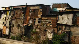 It is estimated that Mumbai has the largest slum population of any city in the world, with more than half of its 12 million people living in informal settlements (Photo: Jon Baldock, Creative Commons via Flickr)