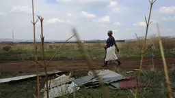 Participatory community mapping and community land protection can yield tangible results for poor and vulnerable populations (Photo: Reuters/Siphiwe Sibeko)