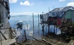 Families living within the 'No Dwelling Zone' in Guiuan in the Philippines one year after super Typhoon Haiyan (Photo: Victoria Maynard)