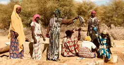 Women farmers in Dodel, in Northern Senegal, take a break by the water pump (Photo: Philippine Sutz/IIED)