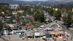 Informal housing in Addis Ababa. Ethiopia's cities are struggling to meet demand for affordable housing and settlements are growing (Photo: Olli Pitkänen, Creative Commons via Flickr)