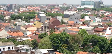 Semarang, Indonesia: One of the ten initial cities in the Asian Cities Climate Change Resilience Network, Semarang has been a pioneer in integrating climate change resilience into city planning and management. (Photo: David Dodman/IIED)