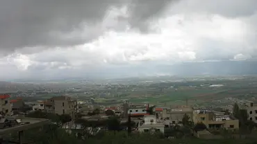 Although aid agencies provide emergency help in Lebanon's Bekaa Valley, only long-term planning can deal with the wider environmental stresses (Photo: Caroline King-Okumu/IIED)