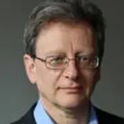 Head of shoulders photo of Andrew Norton