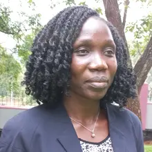 Head and shoulders photo of Harriet Drani