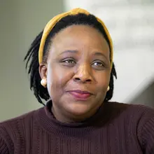 Head and shoulders photo of Tracy Kajumba