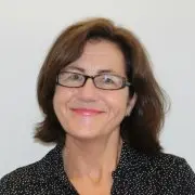 Head and shoulders photo of Laura Kelly