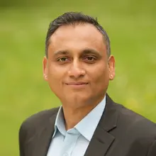 Head and shoulders photo of Sunandan Tiwari 