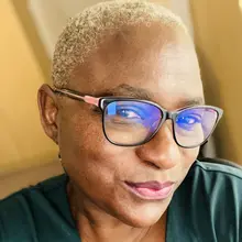 Head and shoulders photo of Beth Chitekwe-Biti