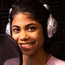 Head and shoulder photo of Thuanne Raissa Fonseca Teixeira.