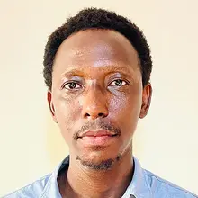 Head and shoulders photo of Richard Bockarie.