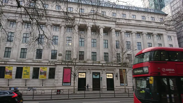 Image of the Wellcome Trust building in London