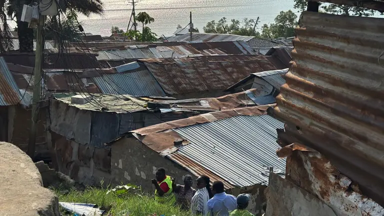 Image of Low-gauge tin roofs in Kenya.