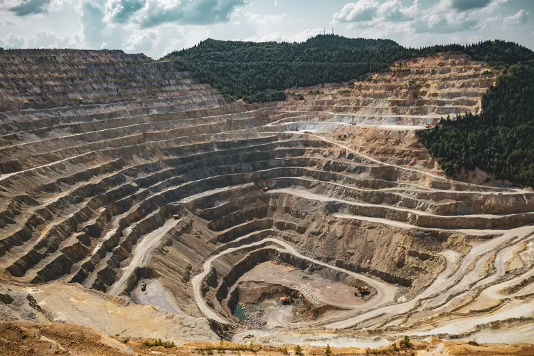 Large scale mining site