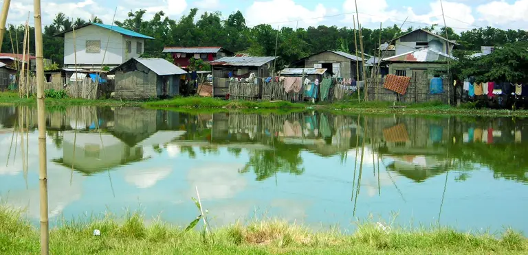 The Philippines Homeless People's Federation works with the local government to identify land for low-income residents that is less vulnerable to flooding, such as in Iloilo (Photo: David Dodman/IIED)