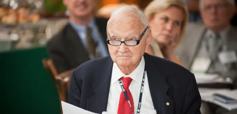 Maurice Strong at the High Level Dialogue on Global Sustainability, Rio de Janeiro, June 2012 (Photo: Sergio Greif, Creative  Commons via Flickr)