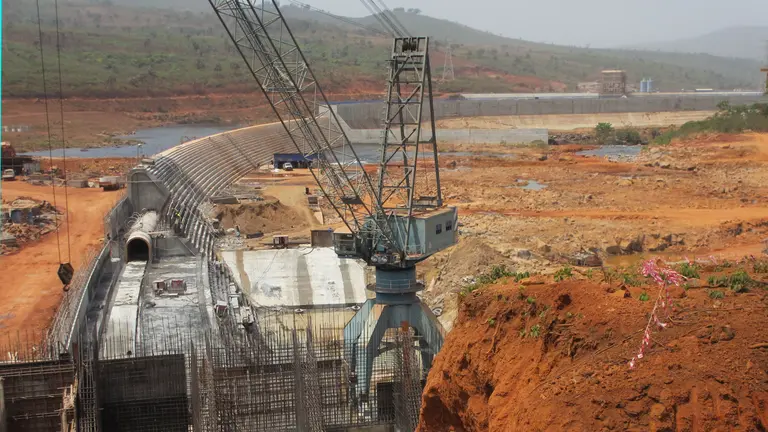 Construction of a dam and hydropower plant on the Konkouré River at Kaléta in Guinea. The new plant came on line in September 2015 (Photo: Jamie Skinner/IIED)