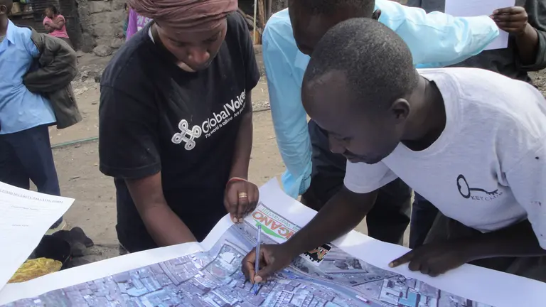Community-led mapping in the informal settlement of Mathare in Nairobi, Kenya, helps to record and reflect local people's needs and priorities (Photo: Sohel Ahmed) Community-led mapping in the informal settlement of Mathare in Nairobi, Kenya, helps to record and reflect local people's needs and priorities (Photo: Sohel Ahmed)