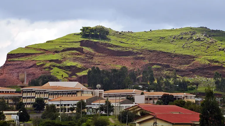 Cutting down trees, especially for livestock grazing, can lead to soil erosion, as seen on this hillside outside Addis Ababa (Photo: Aaron Minnick/World Resources Institute, Creative Commons via Flickr)