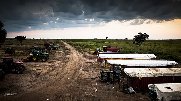 A farm in Uganda. There has recently been much debate about responsible investment in the agricultural sector (Photo: US Aid, Creative Common, via Flickr)