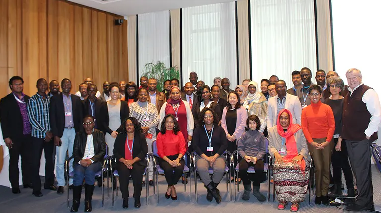 A group photo. More than 40 new climate negotiators from 25 countries took part in the workshop with leading climate negotiators and ambassadors, as well as legal advisors (Photo: Matt Wright/IIED)
