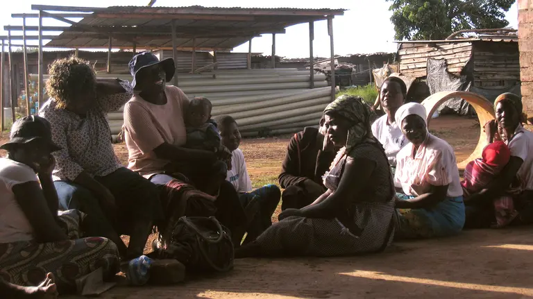 Women living in informal settlements in Harare (Photo: Diana Mitlin/IIED)