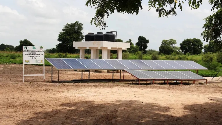 This climate change project in a village in Senegal established a borehole and solar panels to improve water access during the dry season (Photo: Dansira Dembele/CCAFS, Creative Commons via Flickr)