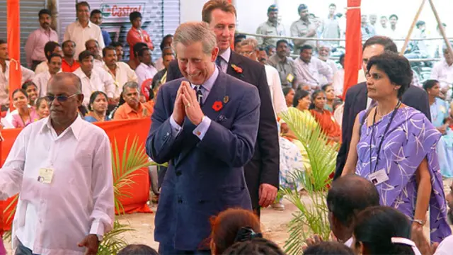 Jockin Arputham, once an itinerant carpenter who slept outside, gives HRH Prince Charles an insight into urban development issues and a tour of Dharavi (Photo: SPARC)