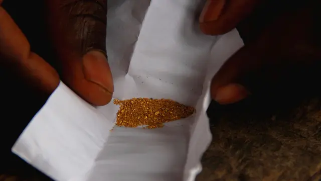 Artisanal and small-scale mining accounts for 20 per cent of world gold production (Photo: Travis Lupick, Creative Commons, via Flickr)