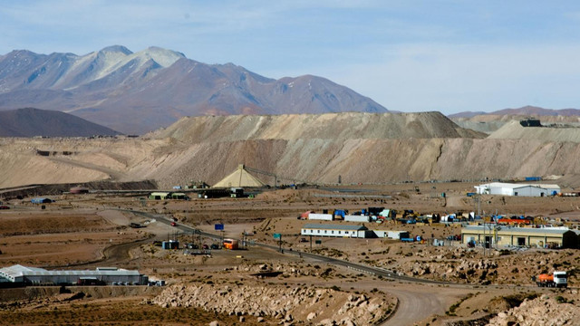 The Collahuasi copper mine in northern Chile is a zero-discharge operation, with much of its water being recycled (Photo: Pablo Necochea, Creative Commons via Flickr)