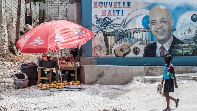 In 2010 a catastrophic earthquake hit Haiti. Six years later, there has been progress in rebuilding, but much remains to be done (Photo: iolanda, Creative Commons via Flickr)