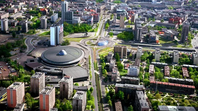 COP24 will take place in Katowice's landmark congress centre and exhibition hall (Photo: Umkatowice, Creative Commons via Wikipedia)  