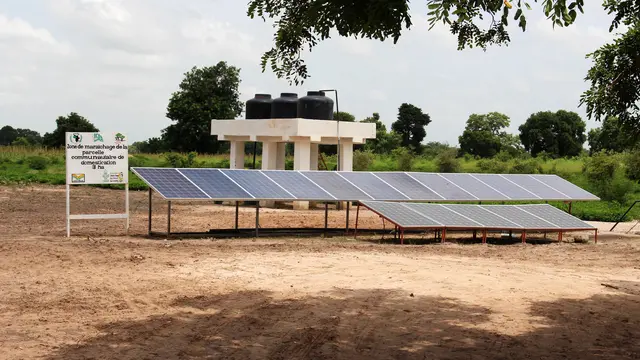 This climate change project in a village in Senegal established a borehole and solar panels to improve water access during the dry season (Photo: Dansira Dembele/CCAFS, Creative Commons via Flickr)