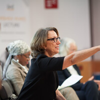 IIED board chair Rebeca Grynspan picks out a member of the audience to ask a question as she moderates the Q&A session (Photo: Julius Honnor/IIED)
