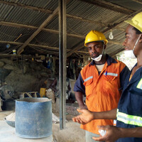 Workers at the Dakete Gold Mine explain health and safety procedures in a powdering station. The IIED dialogue aimed to engage key stakeholders, including mineworkers, in a conversation about the future of ASM mining in Ghana (Photo: Friends of the Nation)